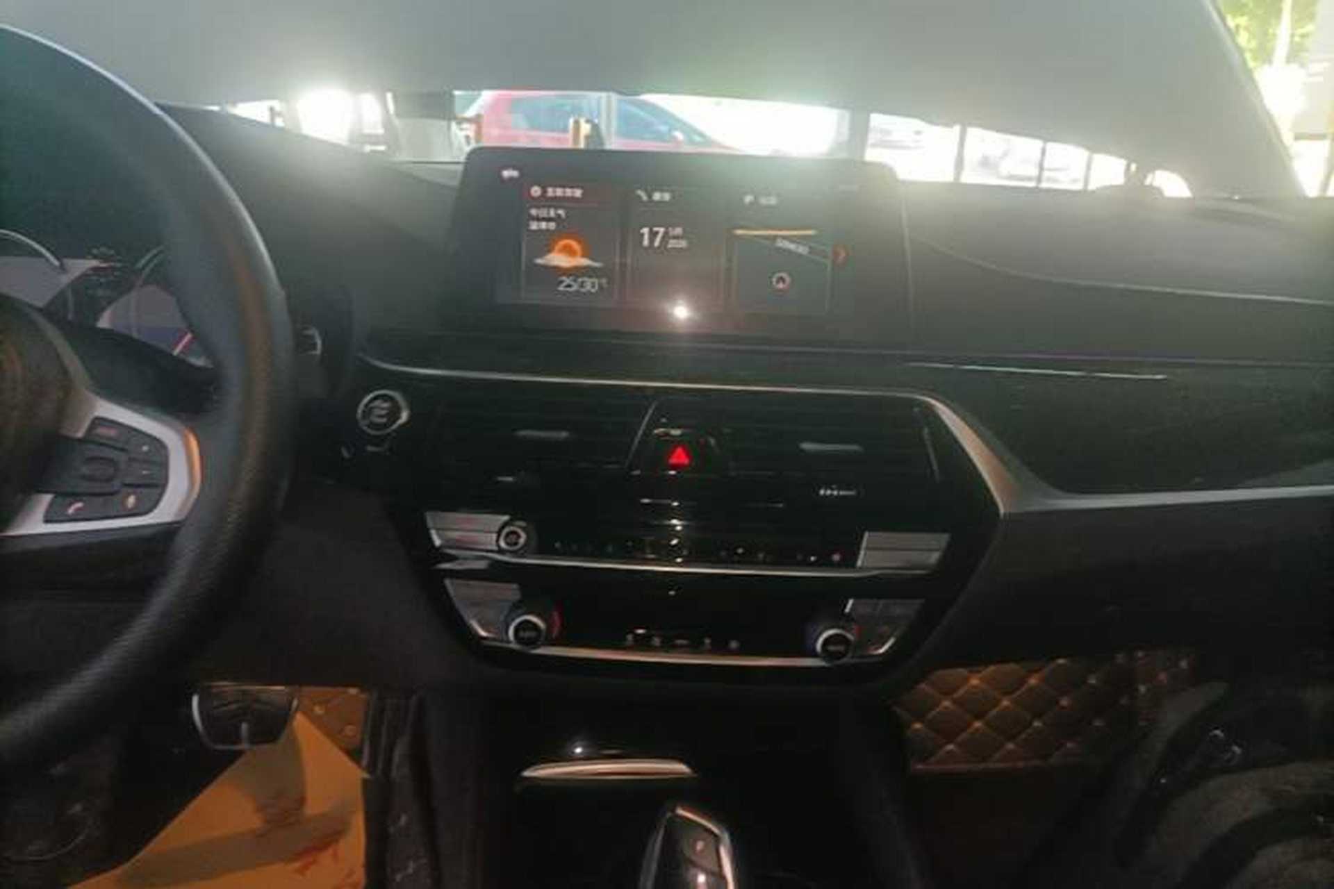 Used BMW 5 Series 2018 525Li M Sport Package Audio And AC Panel