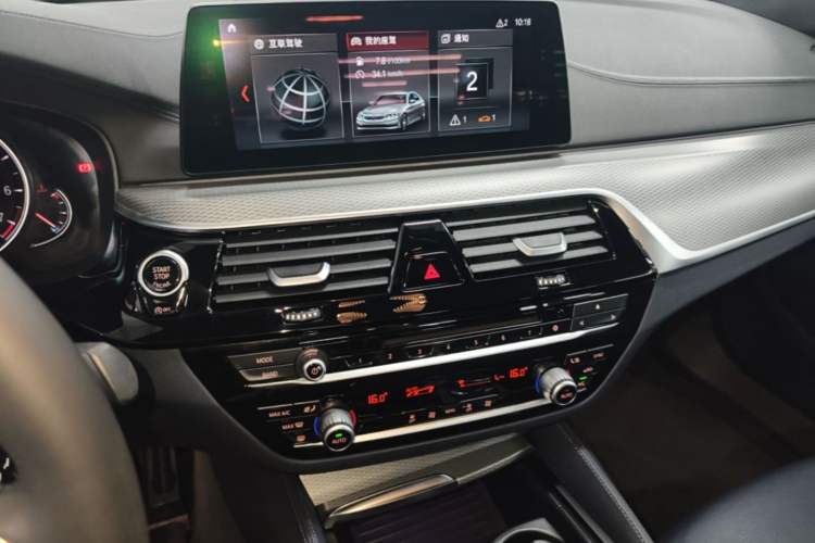 Used BMW 5 Series 2018 525i M Sport Package Audio And AC Panel