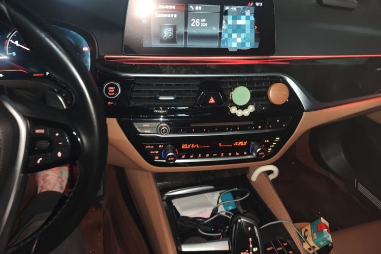 Used BMW 5 Series 2018 530Li Leading Model M Sport Package Audio And AC Panel