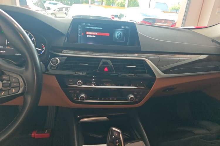 Used BMW 5 Series 2018 528Li Launch Special Edition Audio And AC Panel