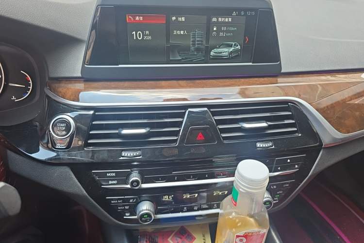 Used BMW 5 Series 2018 528Li Launch Special Edition Audio And AC Panel