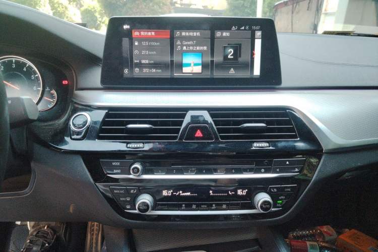 Used BMW 5 Series 2018 525i M Sport Package Audio And AC Panel