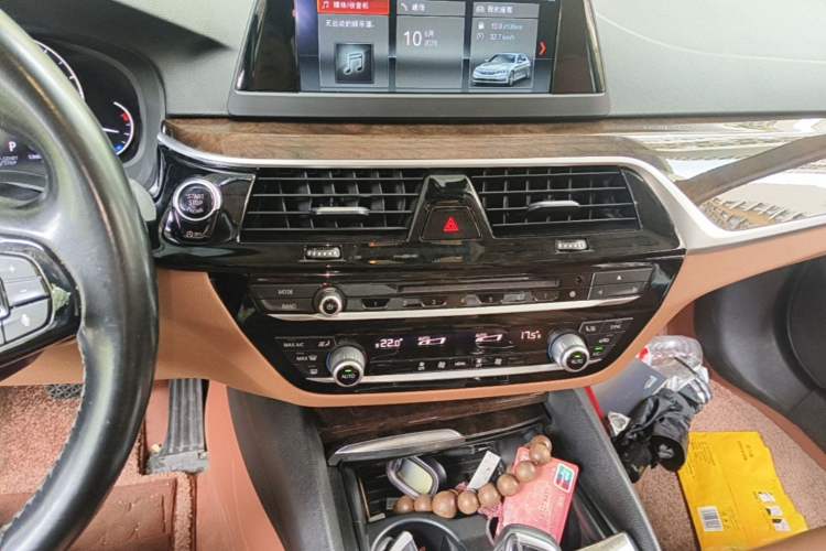 Used BMW 5 Series 2018 528Li Launch Special Edition Audio And AC Panel