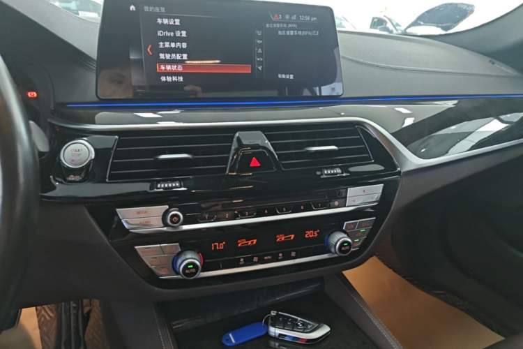 Used BMW 5 Series 2018 525Li M Sport Package Audio And AC Panel