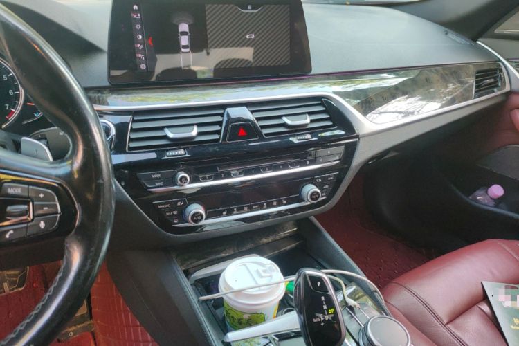 Used BMW 5 Series 2018 Restyled 530Li Leading Edition M Sport Package Audio And AC Panel