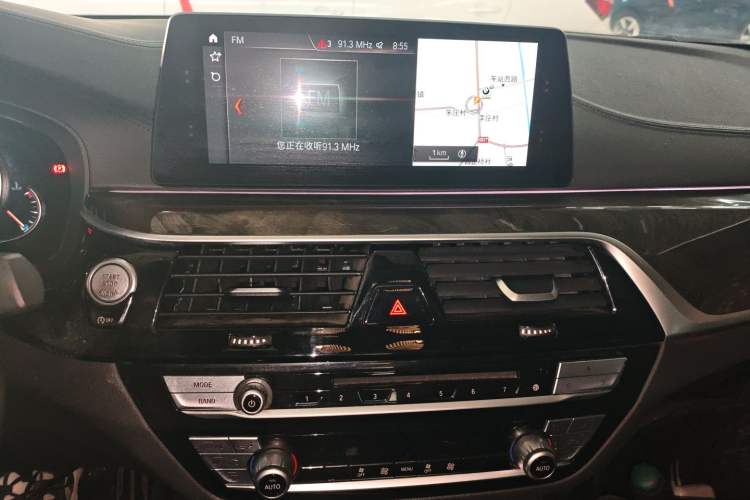 Used BMW 5 Series 2018 525Li M Sport Package Audio And AC Panel
