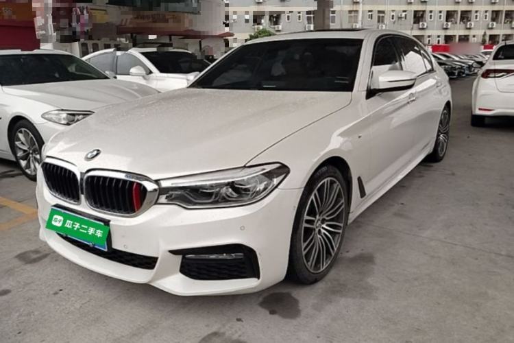 Used BMW 5 Series 2018 530Li Leading Model M Sport Package Guazi used car, China used car export, Used car for sale, Used cars, Cheapest cars for sale