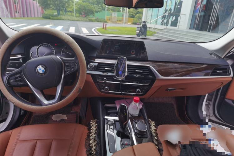 Used BMW 5 Series 2018 528Li Launch Special Edition Center Console