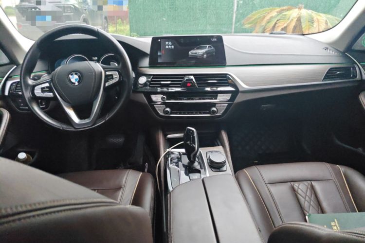 Used BMW 5 Series 2018 Revised Version 530Li Leading Edition Luxury Package Center Console
