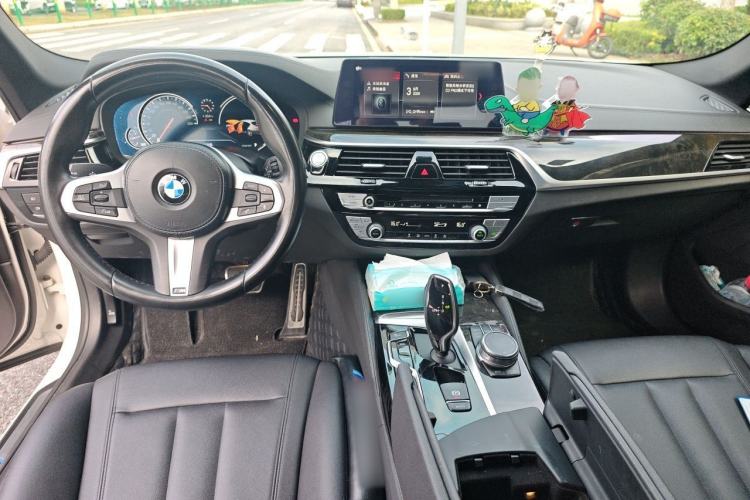 Used BMW 5 Series 2018 525Li M Sport Package Center Console