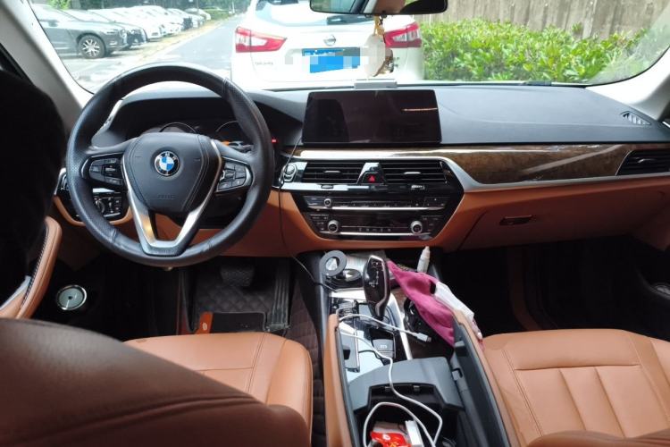Used BMW 5 Series 2018 528Li Launch Special Edition Center Console