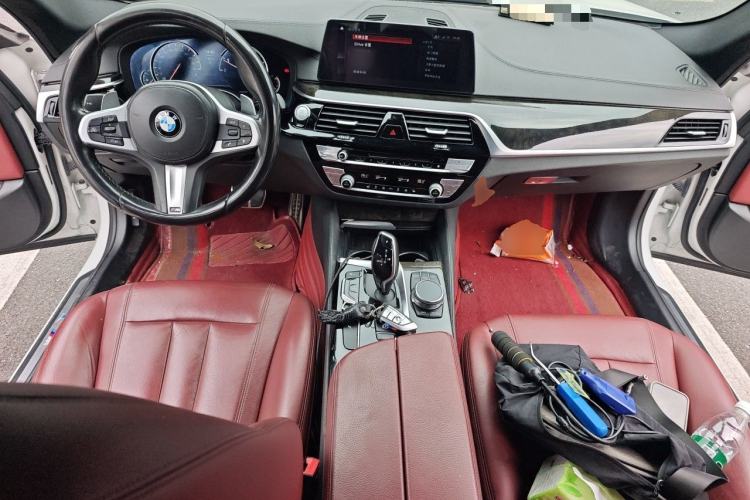Used BMW 5 Series 2018 Restyled 530Li Leading Edition M Sport Package Center Console