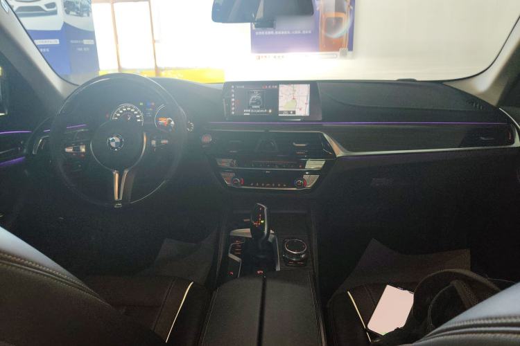 Used BMW 5 Series 2018 Revised Version 530Li Leading Edition Luxury Package Center Console