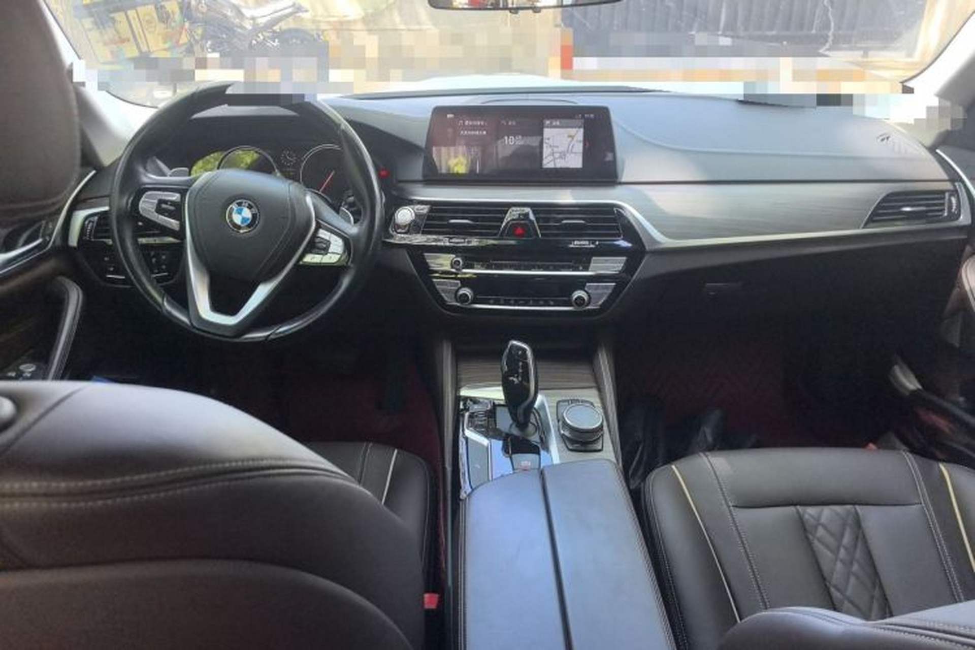 Used BMW 5 Series 2018 Facelifted 530Li xDrive Luxury Package Center Console