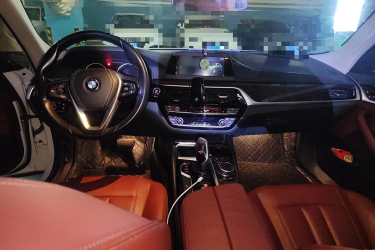 Used BMW 5 Series 2018 528Li Launch Special Edition Center Console