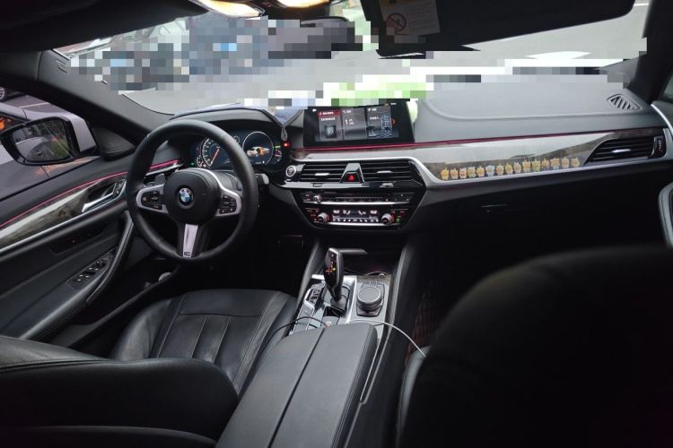 Used BMW 5 Series 2018 530Li Luxury Edition M Sport Package Center Console