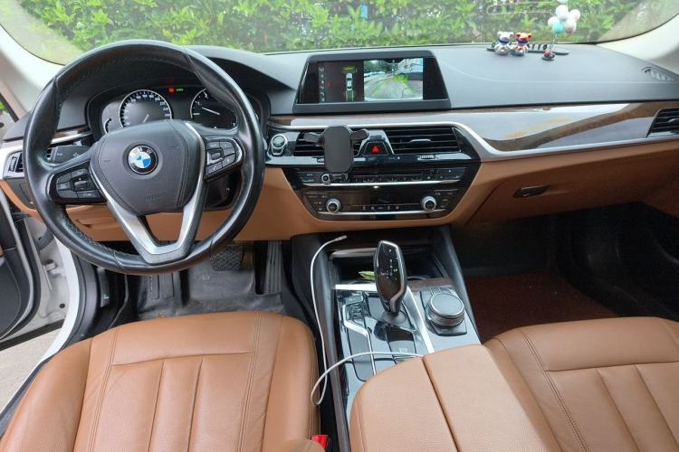 Used BMW 5 Series 2018 528Li Launch Special Edition Center Console