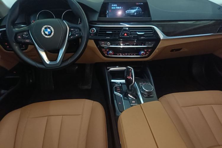 Used BMW 5 Series 2018 528Li Launch Special Edition Center Console
