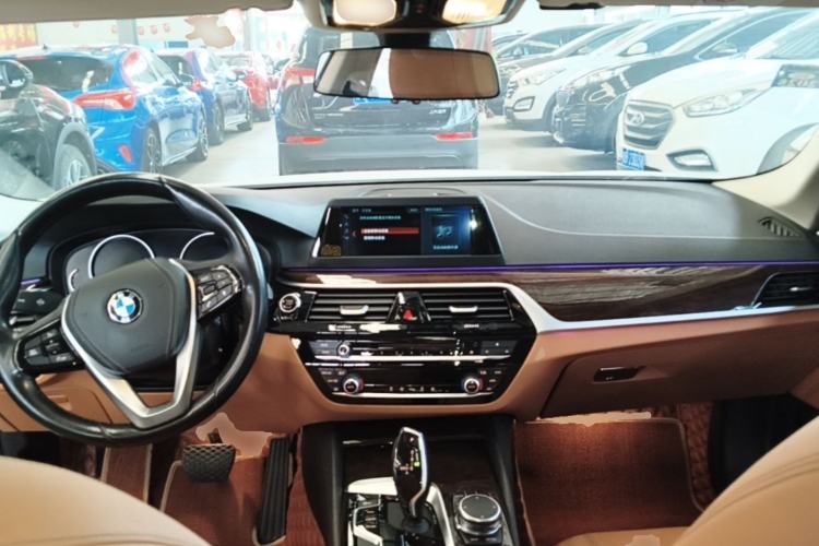Used BMW 5 Series 2018 528Li Launch Special Edition Center Console