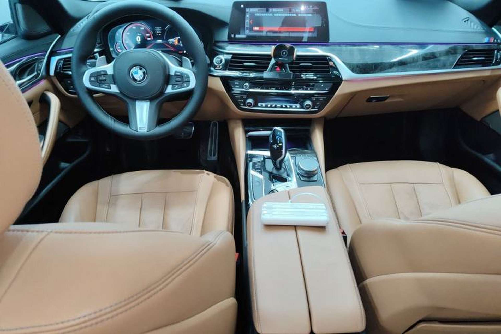 Used BMW 5 Series 2018 530Li Luxury Edition M Sport Package Center Console
