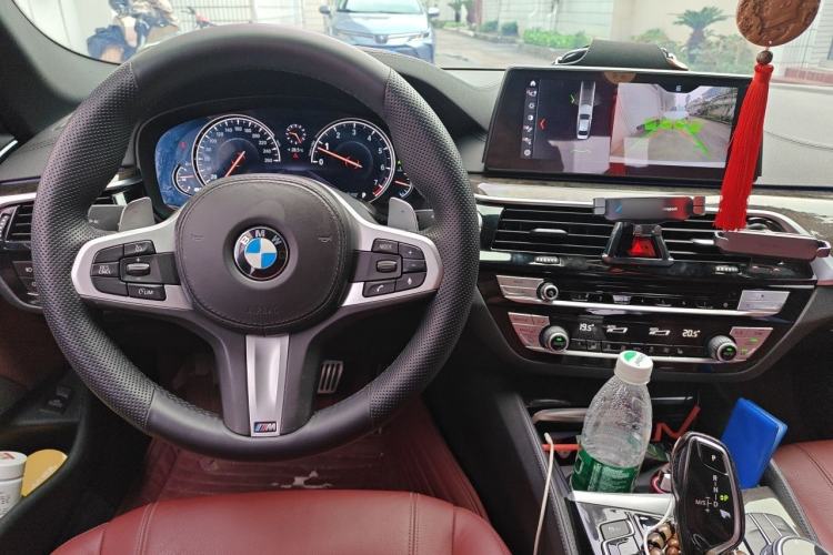 Used BMW 5 Series 2018 Restyled 530Li Leading Edition M Sport Package Center Console