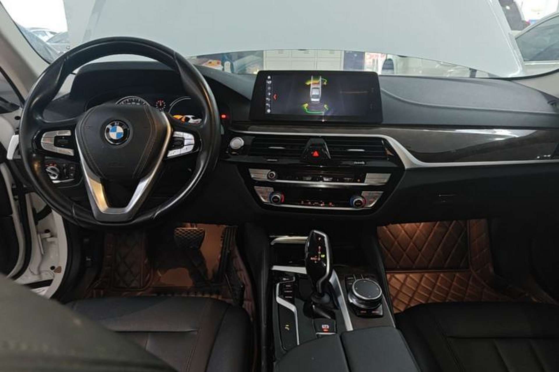 Used BMW 5 Series 2018 525Li Luxury Package Center Console