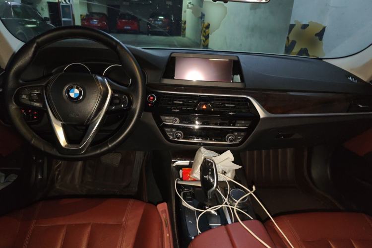 Used BMW 5 Series 2018 528Li Launch Special Edition Center Console