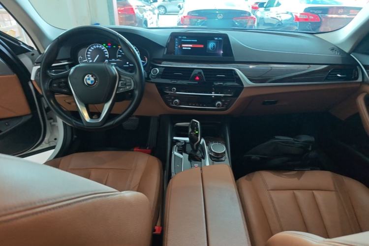Used BMW 5 Series 2018 528Li Launch Special Edition Center Console
