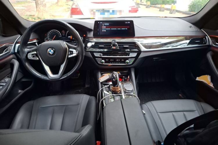 Used BMW 5 Series 2018 525Li M Sport Package Center Console