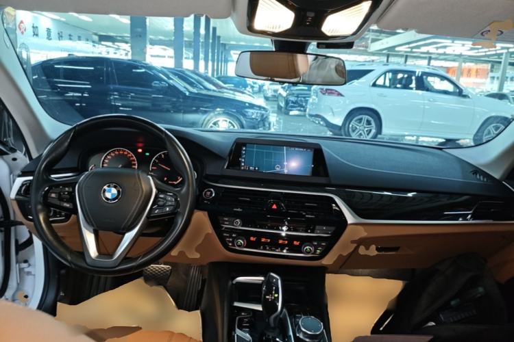 Used BMW 5 Series 2018 528Li Launch Special Edition Center Console