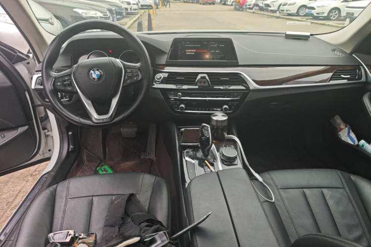 Used BMW 5 Series 2018 528Li Launch Special Edition Center Console