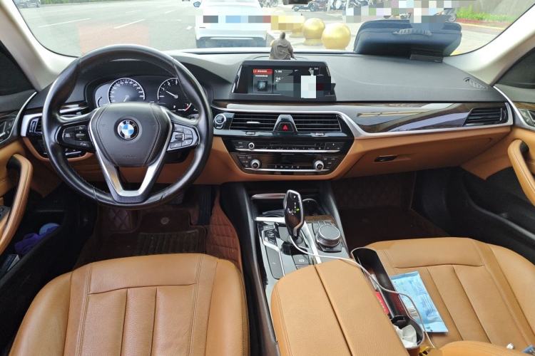 Used BMW 5 Series 2018 528Li Launch Special Edition Center Console