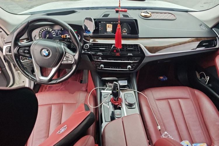 Used BMW 5 Series 2018 528Li Launch Special Edition Center Console