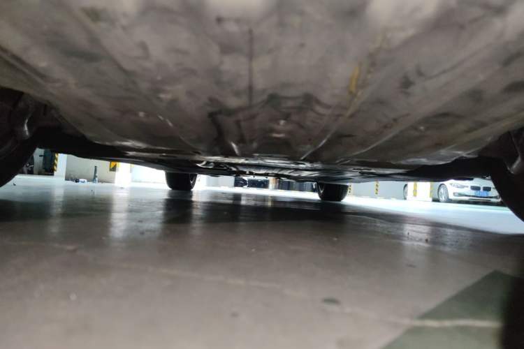 Used BMW 5 Series 2018 528Li Launch Special Edition Chassis Front
