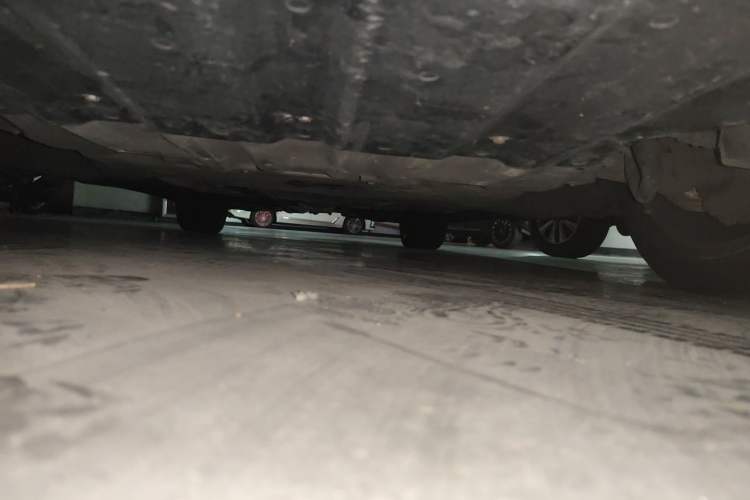 Used BMW 5 Series 2018 530Li Leading Model M Sport Package Chassis Front