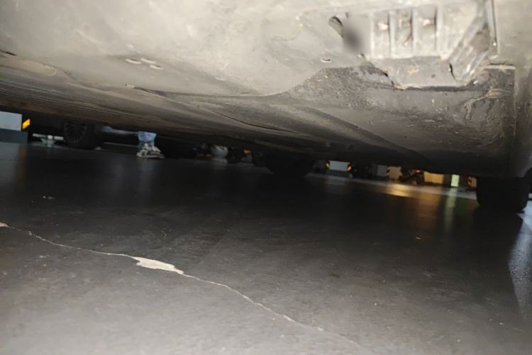 Used BMW 5 Series 2018 530Li Leading Model M Sport Package Chassis Front Left