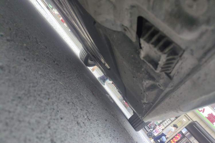 Used BMW 5 Series 2018 525Li M Sport Package Chassis Front Left