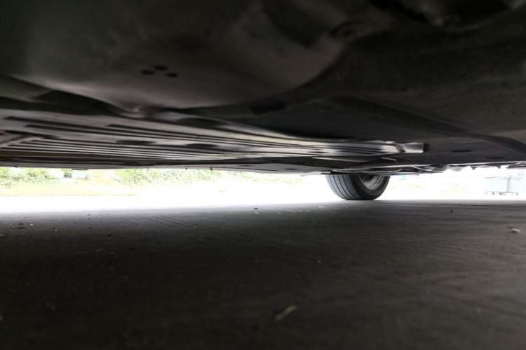Used BMW 5 Series 2018 525Li Luxury Package Chassis Front Left