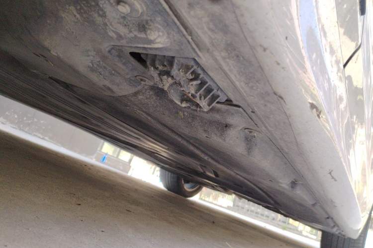 Used BMW 5 Series 2018 525i M Sport Package Chassis Front Left