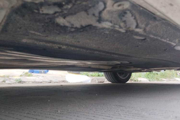 Used BMW 5 Series 2018 528Li Launch Special Edition Chassis Front Left