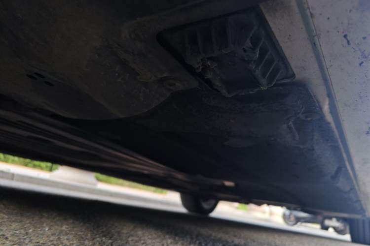 Used BMW 5 Series 2018 528Li Launch Special Edition Chassis Front Left