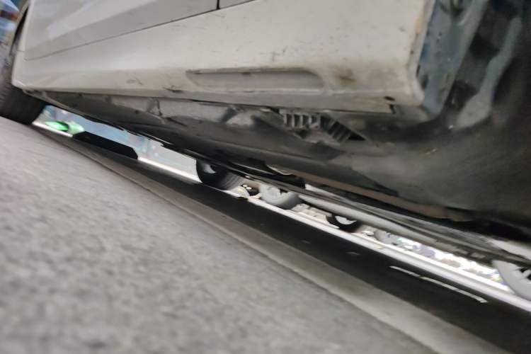 Used BMW 5 Series 2018 525Li Luxury Package Chassis Front Right