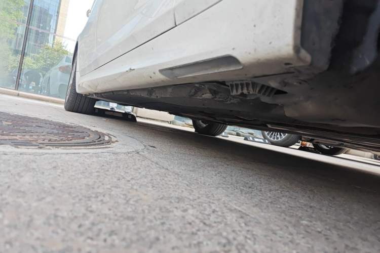 Used BMW 5 Series 2018 525Li M Sport Package Chassis Front Right