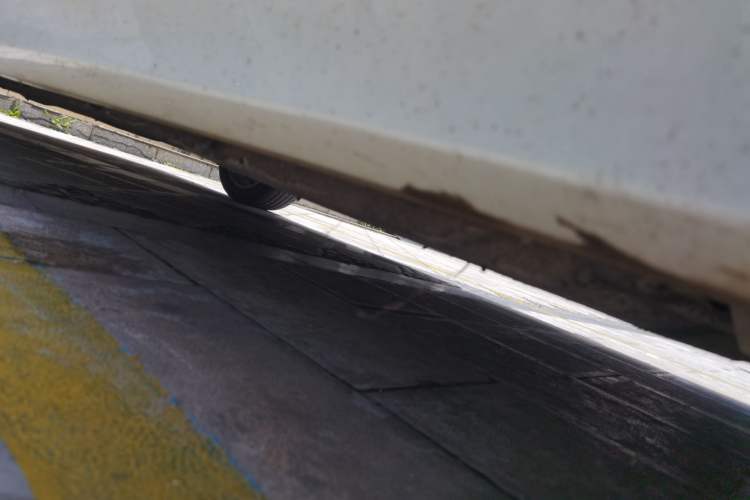 Used BMW 5 Series 2018 528Li Launch Special Edition Chassis Front Right