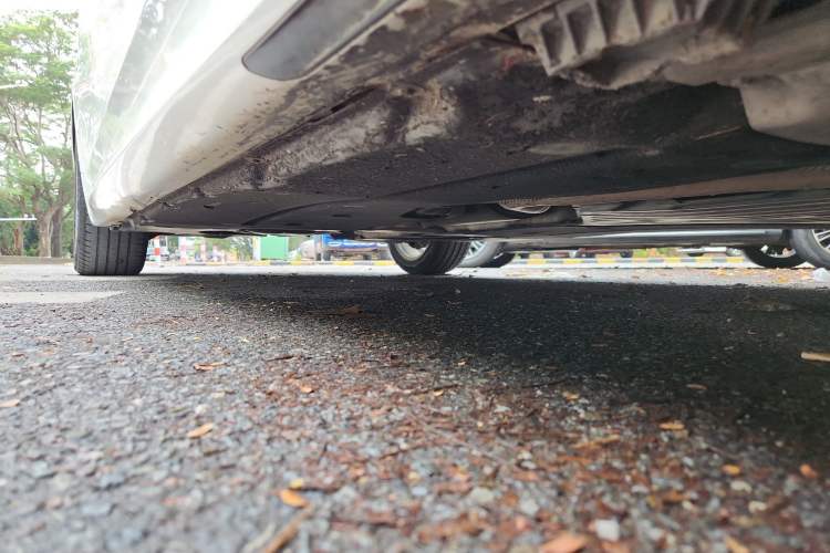 Used BMW 5 Series 2018 525Li M Sport Package Chassis Front Right