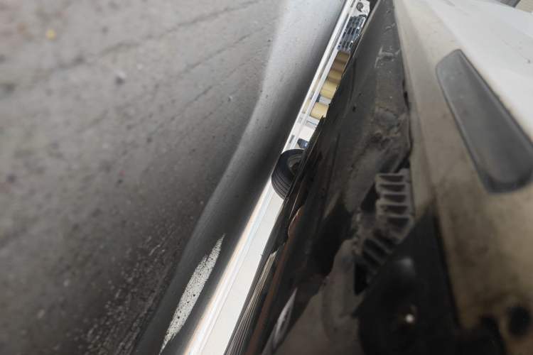 Used BMW 5 Series 2018 530Li Leading Edition Luxury Package Chassis Front Right