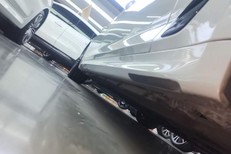 Used BMW 5 Series 2018 Restyled 530Li Leading Edition M Sport Package Chassis Front Right