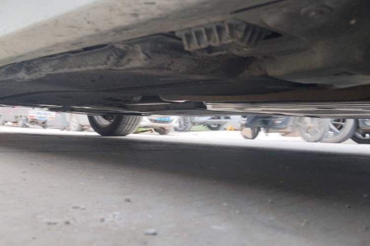 Used BMW 5 Series 2018 528Li Launch Special Edition Chassis Front Right