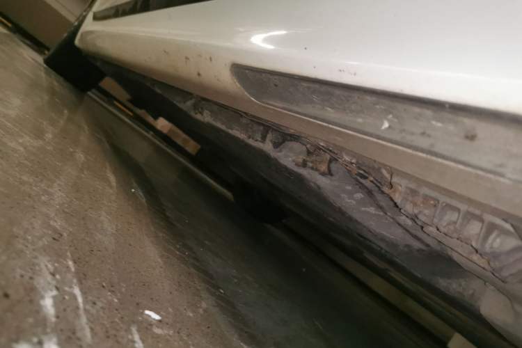 Used BMW 5 Series 2018 530Li Leading Model M Sport Package Chassis Front Right