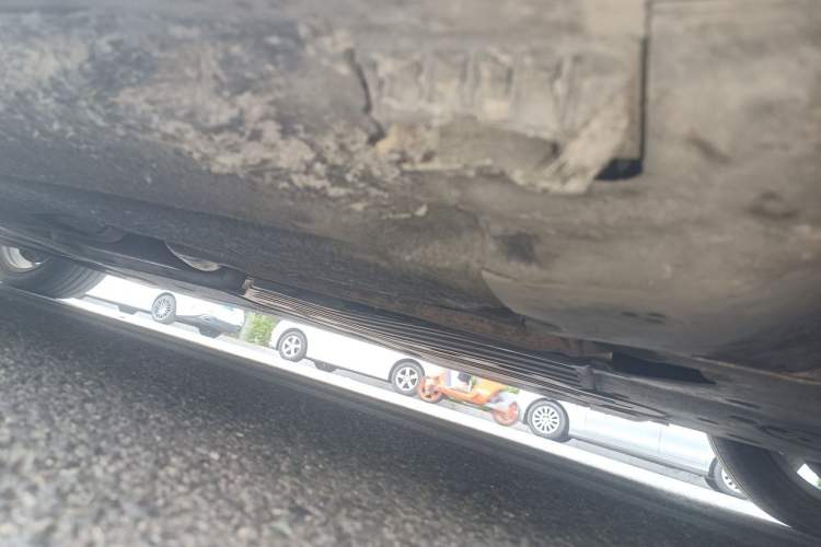 Used BMW 5 Series 2018 528Li Launch Special Edition Chassis Front Right